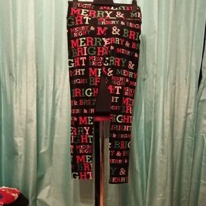 No Boundaries Holiday Print Leggings - Red, Green, Black